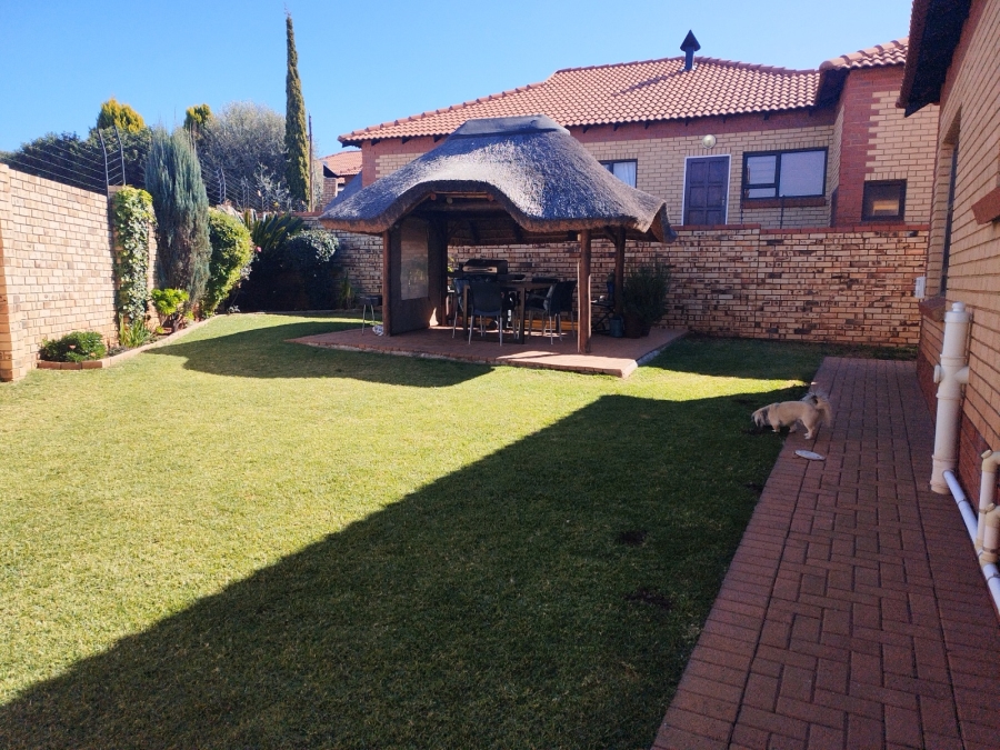 2 Bedroom Property for Sale in Doringkruin North West